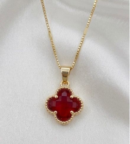 Collares de Corazón Rojo